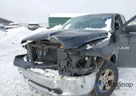 2010 Dodge Ram 1500 Slt/Sport/Trx из США, поврежденный, VIN 1D7RV1GP0AS100631